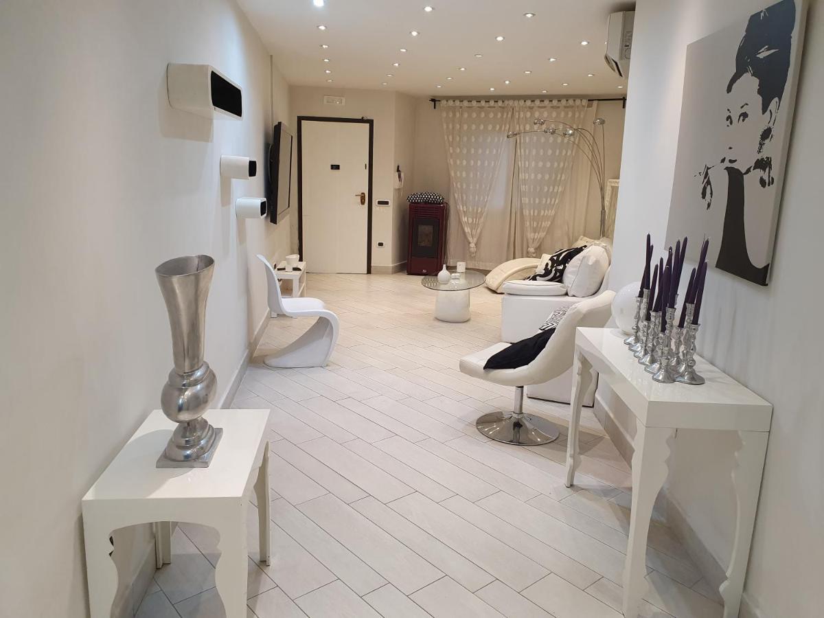 Casa Vacanza Pozzuoli Apartment Luaran gambar